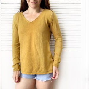 Old Navy Knit V-Neck Mustard Long Sleeve Sweater